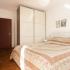 TOPLA 1 - fantastican pogled na more i uvalu, logement privé à Herceg Novi, Mont&eacute;n&eacute;gro - spavaca soba i ormar, tv